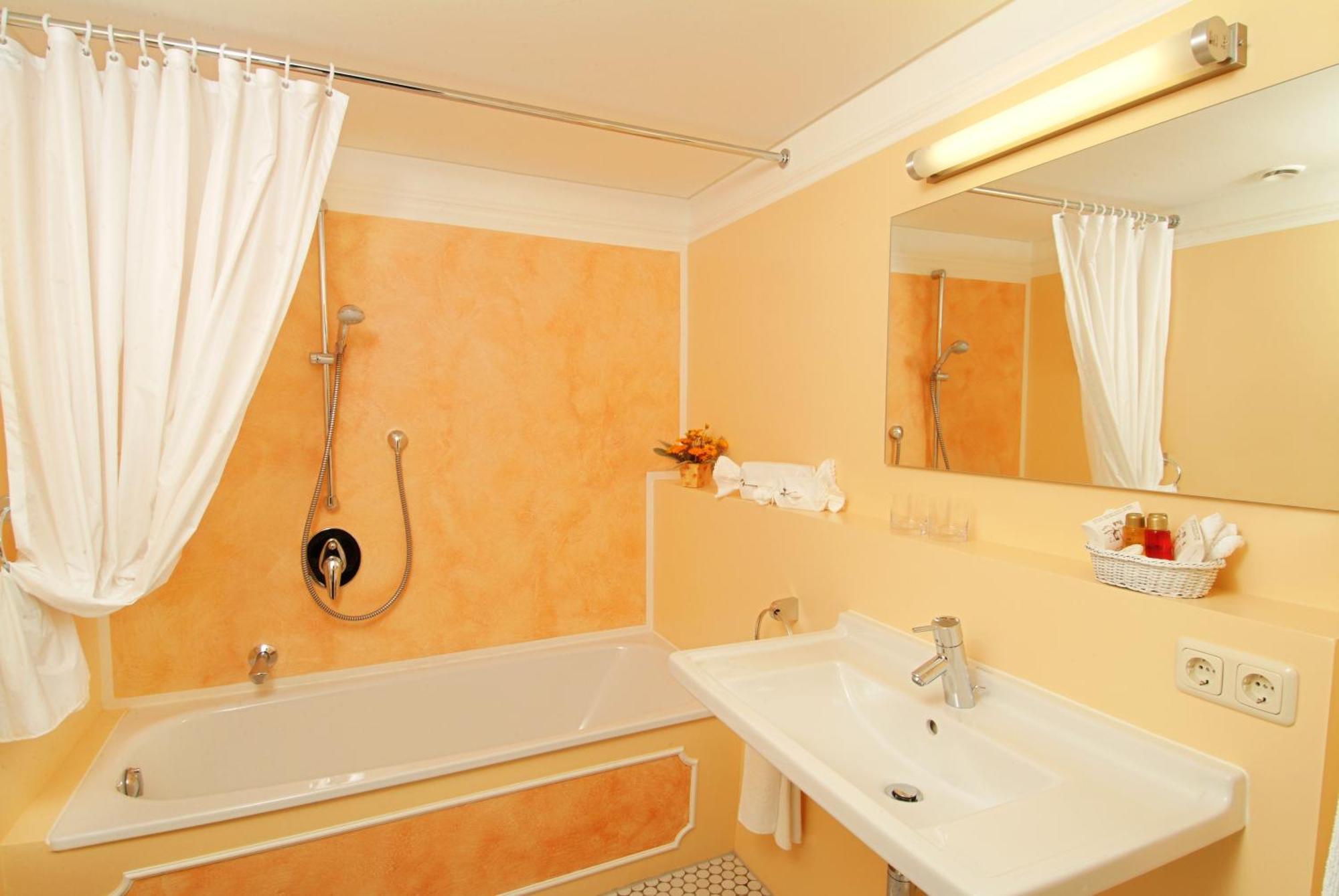 Hotel Leicht Biebelried Εξωτερικό φωτογραφία