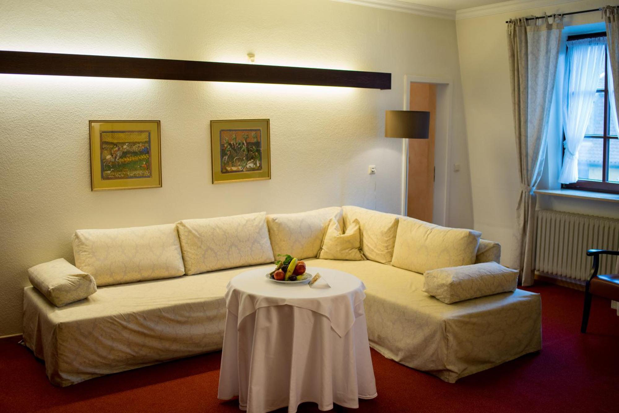 Hotel Leicht Biebelried Εξωτερικό φωτογραφία